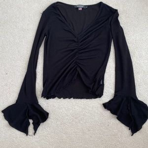 Ruched cropped front shirt with flared slit sleeve